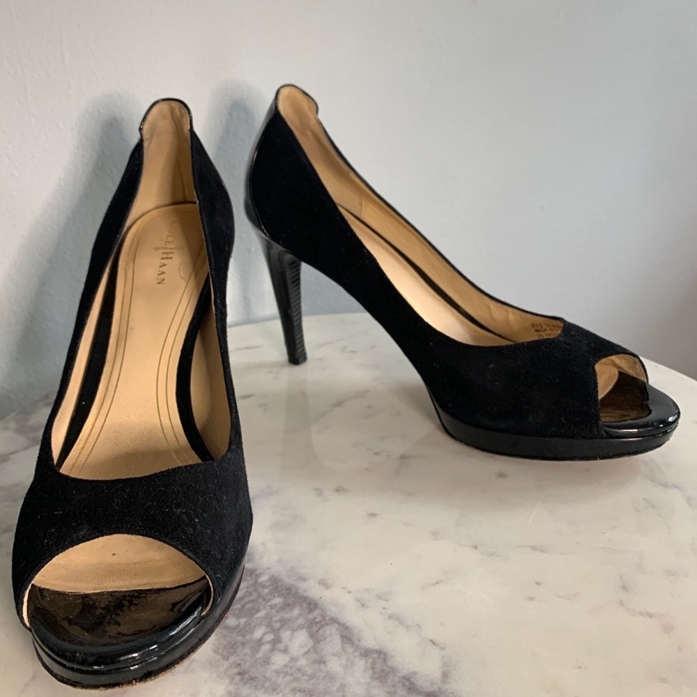 Black peep toe pumps
